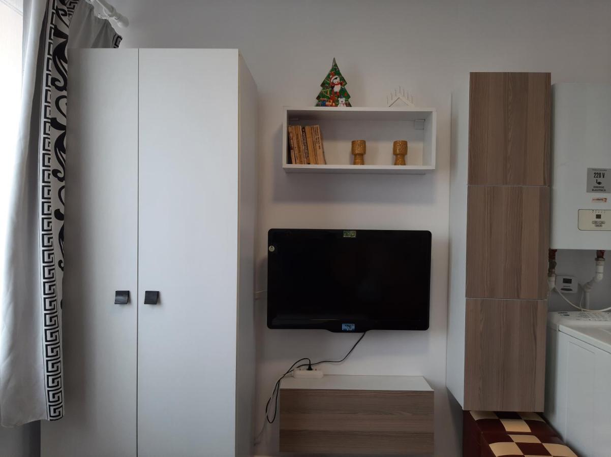Appartement Arti Studio à Braşov Extérieur photo